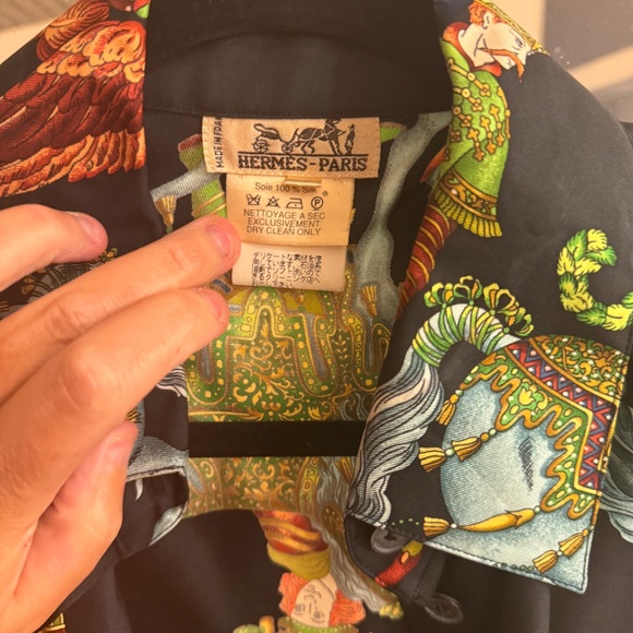 Hermes Black Printed Button Down Silk Blouse, Size 38, XL - Picture 4 of 5